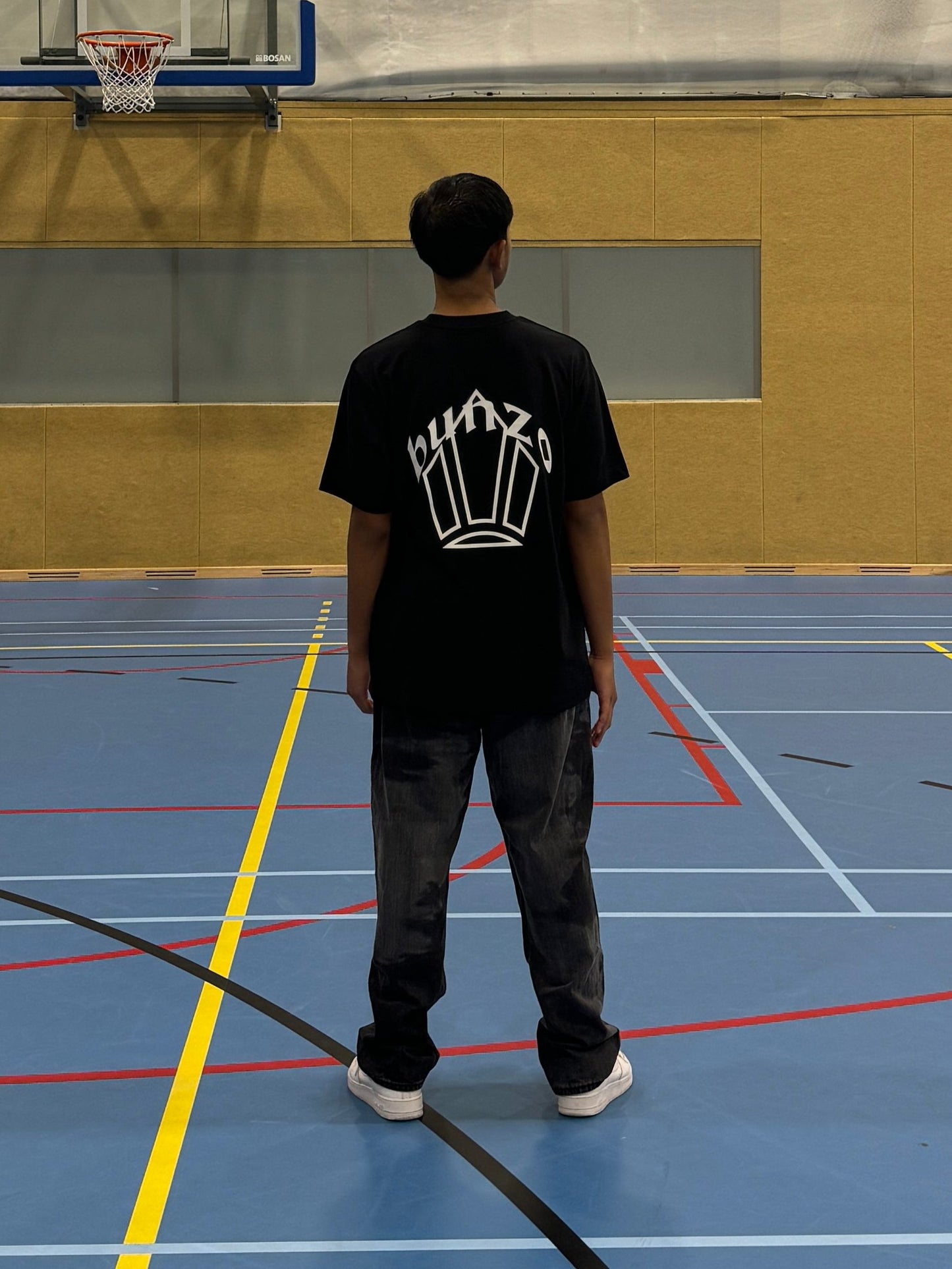 bunzo's klasiko black oversized tee